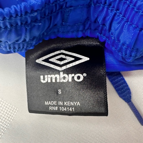 Vintage Umbro Soccer Short Kids US S - Picture 4 of 5